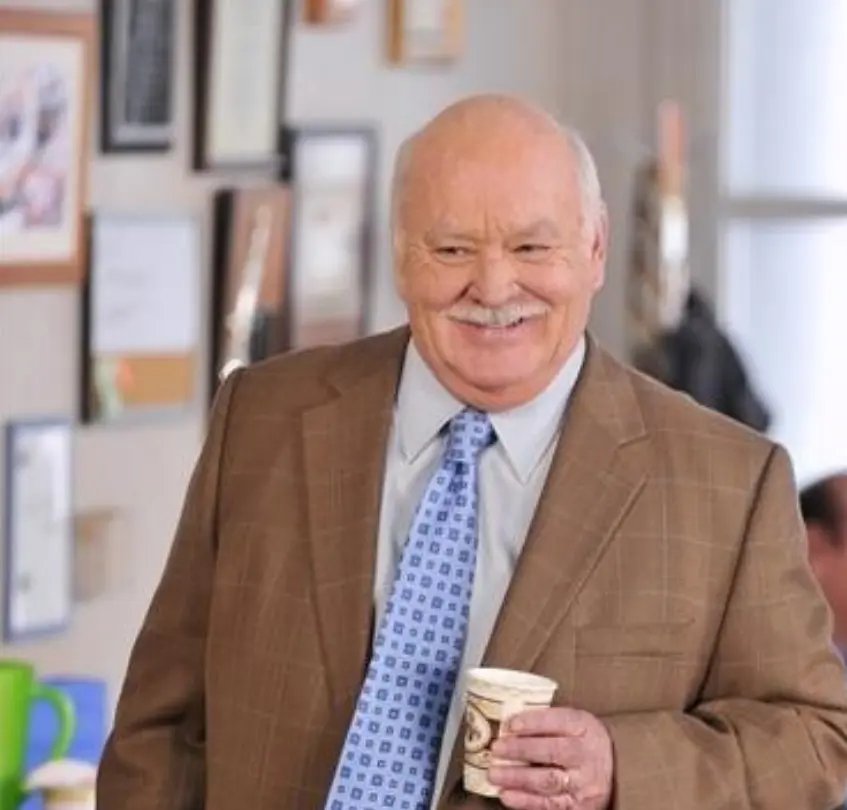 Ahora tiene 79 años, ha tenido apariciones especiales en las series 'Veep' y 'The Middle'.<br>