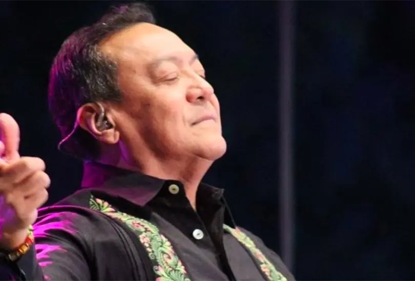 Golpean y roban al cantante Carlos Cuevas en Cuernavaca