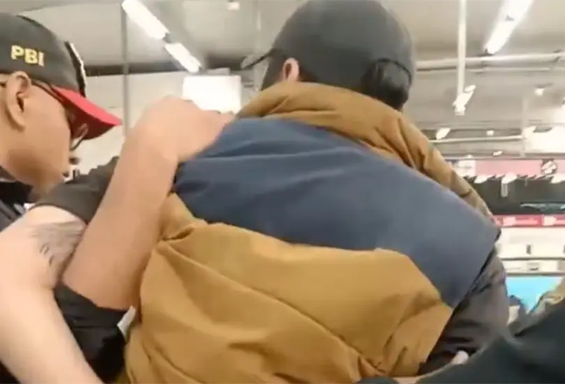 Detienen a hombre con arma cargada en estaci&oacute;n Pantitl&aacute;n