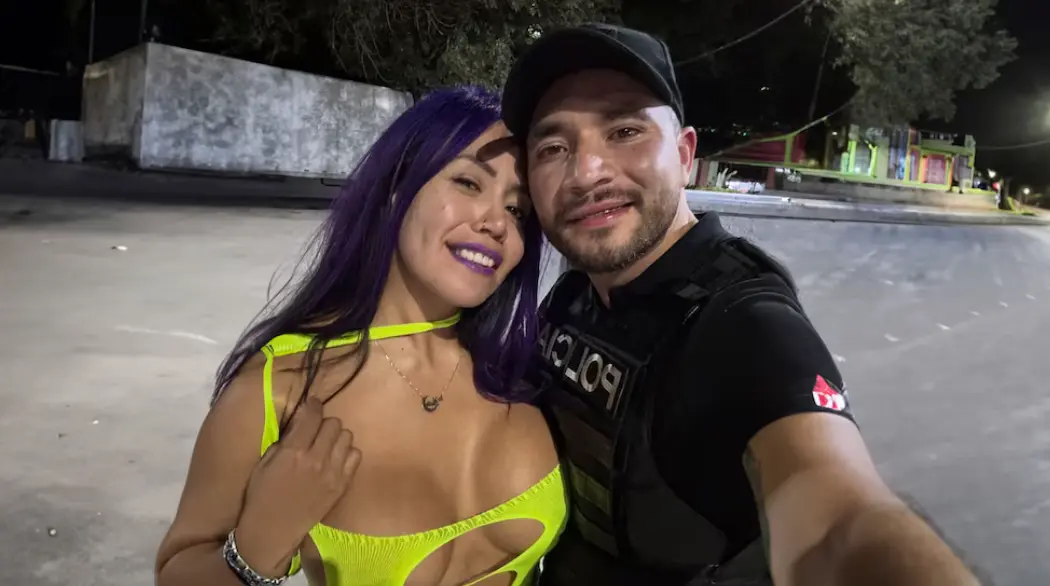 ´Señor Indomable´, el actor de contenido para adulto que grabó con Luna Bella en el Metro de la CDMX.  Especial