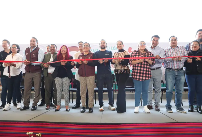Aleida Alavez cort&oacute; el list&oacute;n inaugural de la feria