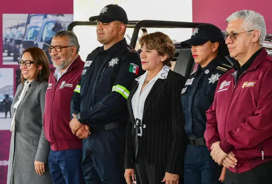 Horacio Duarte celebra entrega de nuevas patrullas en Edomex