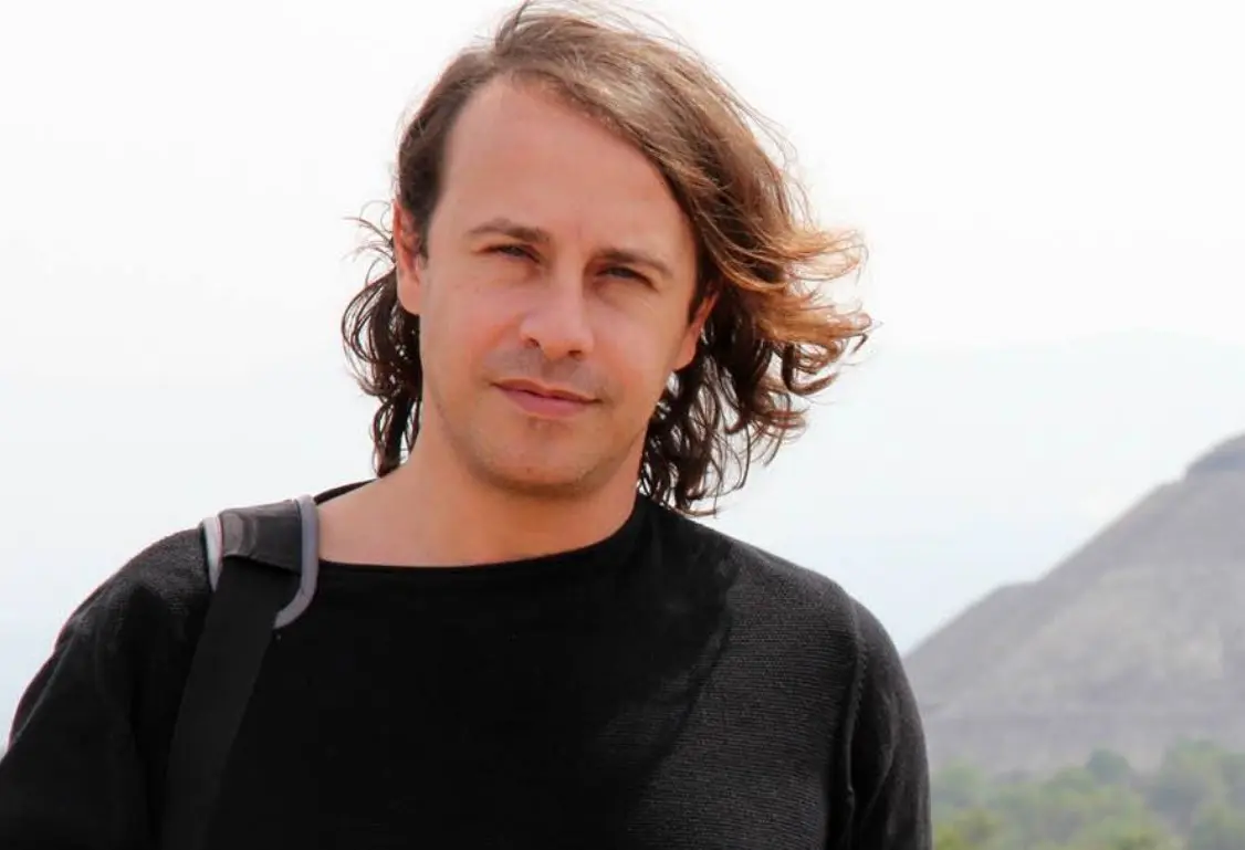 En 2009, llegó a México para interpretar al gitano Branko en la telenovela 'Corazón salvaje'.