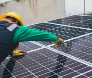 Sener impulsa programa para instalar paneles solares en casa 