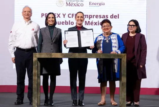 Claudia Sheinbaum Pardo firmó las leyes secundarias en materia energética que enviará al Congreso de la Unión.