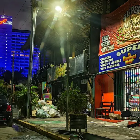 Terror en Acapulco: balacera en bar La Langosta Feliz deja turistas heridos