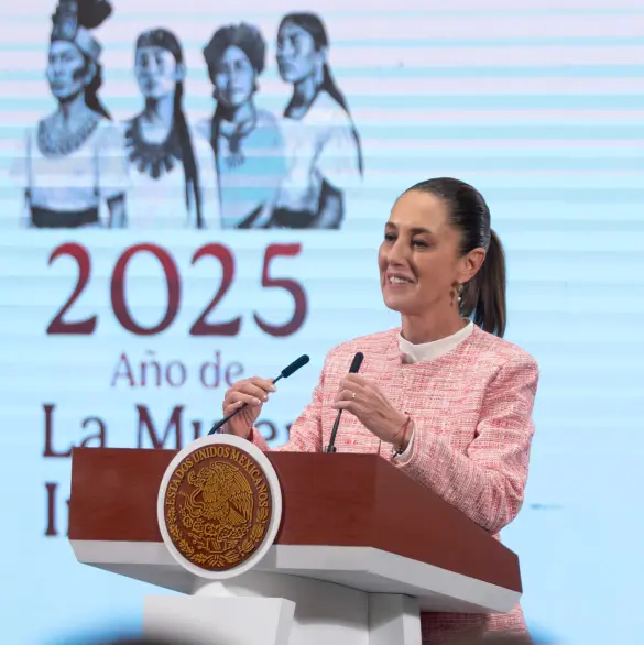 Sheinbaum llama al sector empresarial a fortalecer el Plan México