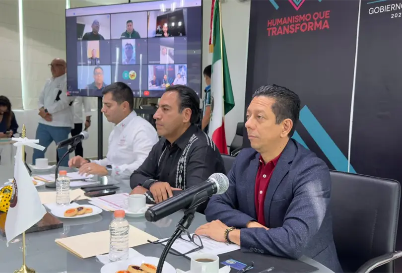 Eduardo Ram&iacute;rez encabez&oacute; una reuni&oacute;n de seguridad.