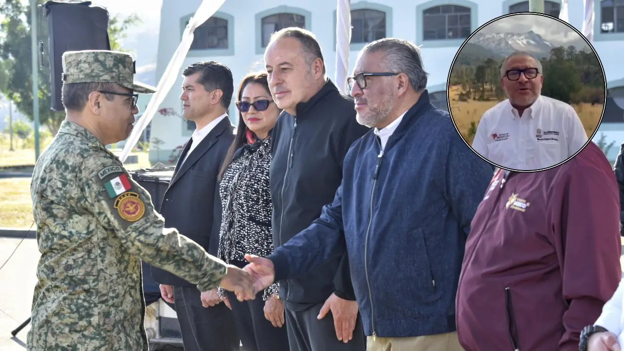  El Secretario General de Gobierno del Estado de México en Texcaltitlán. 