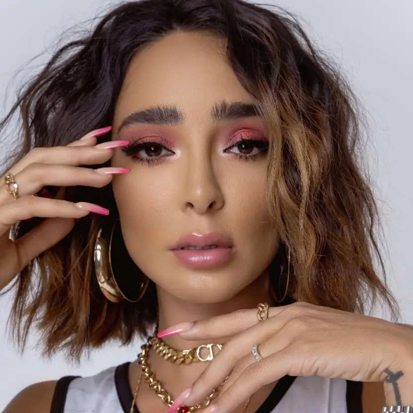 Participó en otros reality shows como: 'Mawy: Del Antro al Campo', 'La Casa de los Famosos' y 'Las Estrellas Bailan en Hoy'.