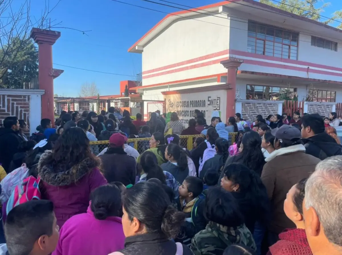  Juanito murió por la negligencia de las autoridades escolares. 