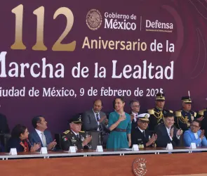 Claudia Sheinbaum encabeza el 112 aniversario de la Marcha de la Lealtad desde el Castillo de Chapultepec