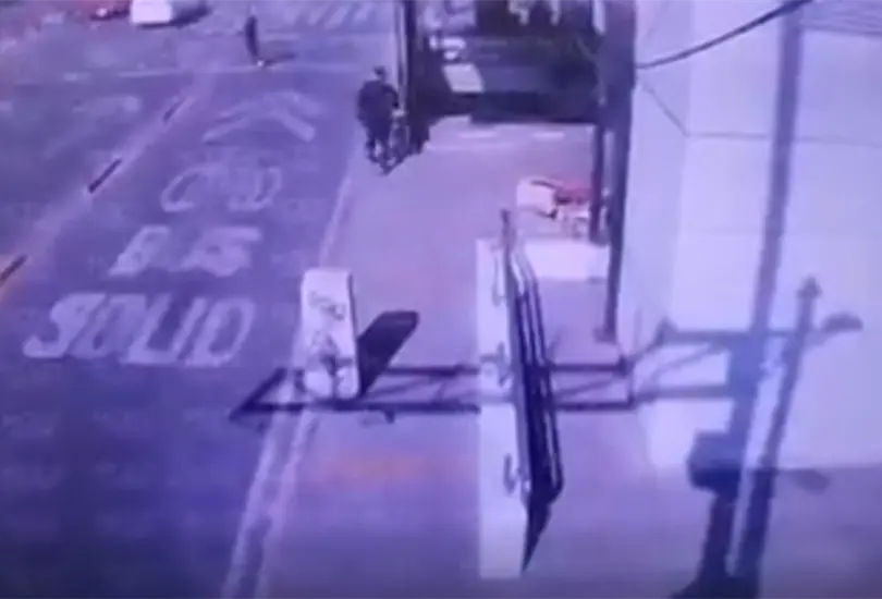 El hombre que atac&oacute; fue abatido por polic&iacute;as capitalinos