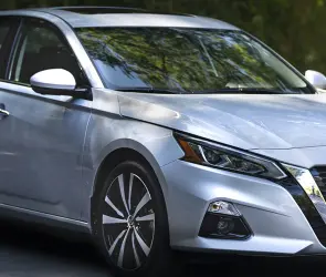 ¿Es verdad que Nissan se irá de México por aranceles de Trump?