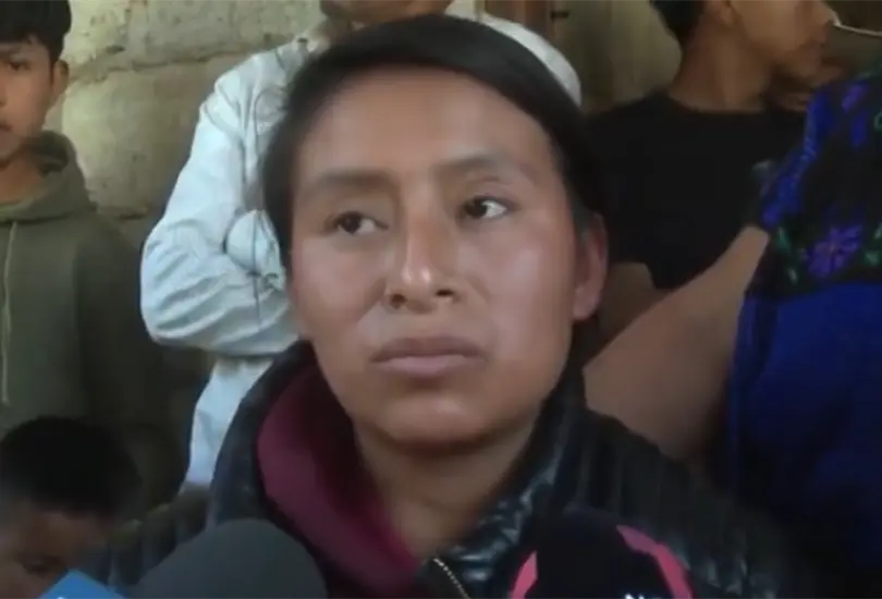 Mam&aacute; de ni&ntilde;as fallecidas por comer pan envenenado da su testimonio