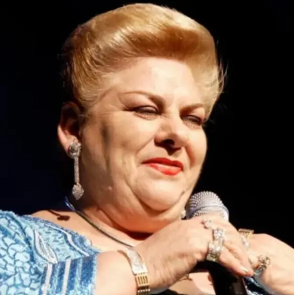 Así fue el último adiós a Paquita la del Barrio | FOTOS 