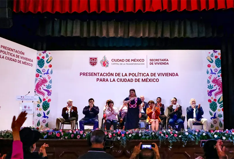 Brugada lanza estrategia de vivienda con inversi&oacute;n de 9 mil millones