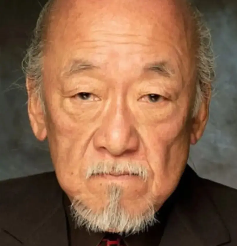 Falleció el 24 de noviembre de 2005 a la edad de 73 años por causas naturales. En sus últimos años participó en las películas 'Mulán' y 'Karate Dog'.