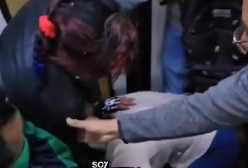 Una pelea entre dos mujeres dentro de una unidad del Mexib&uacute;s en Chimalhuac&aacute;n, Estado de M&eacute;xico, se volvi&oacute; viral.