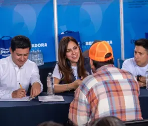 Libia Dennise encabeza la "Caravana con mi Gobernadora" en Manuel Doblado