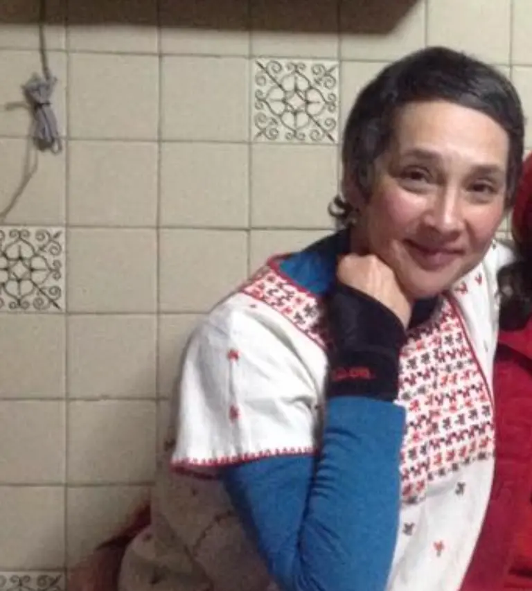 En su lugar, Lolita Cortés asumió la conducción del programa.