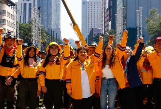 Clara Brugada encabezó el inicio de la campaña.