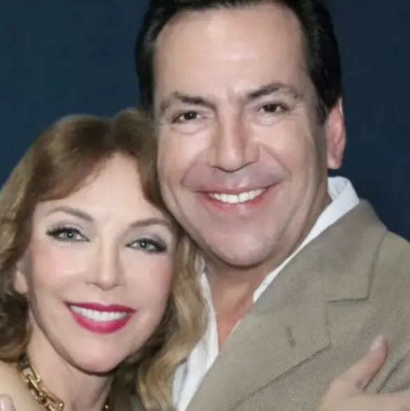 Laura Flores estrena romance con famoso periodista de Televisa 