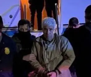 Así llegó Caro Quintero a EE.UU: Revelan las primeras imágenes del narco tras ser entregado