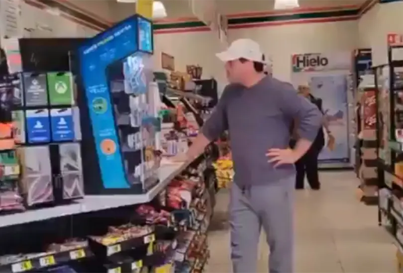 Cliente agrede a empleado de 7-Eleven porque no ten&iacute;a cambio