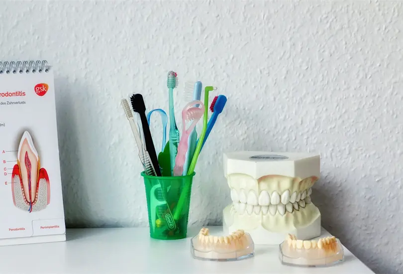 Los enjuagues bucales cumplen una funci&oacute;n en la higiene.