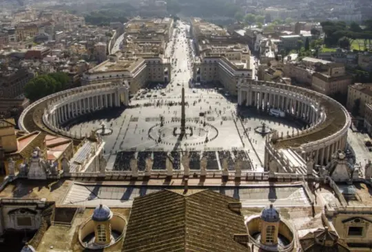 El Vaticano es un Estado con menos de 100 habitantes.