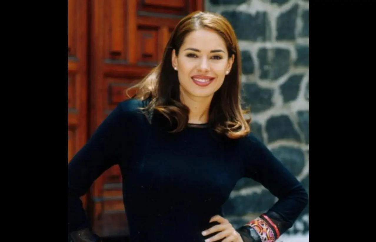 Su noviazgo con el futbolista Cuauht&eacute;moc Blanco contribuy&oacute; a aumentar su presencia en los medios.