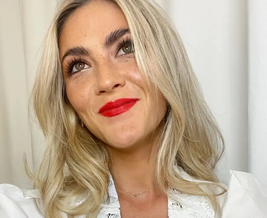 Formó parte del elenco de 'Escape Room 2' en 2021, una película de suspenso psicológico.<br>