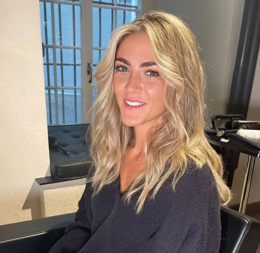 En 2012 se unió a la franquicia de 'Los juegos del hambre' como Clove, una de las tributos más letales.