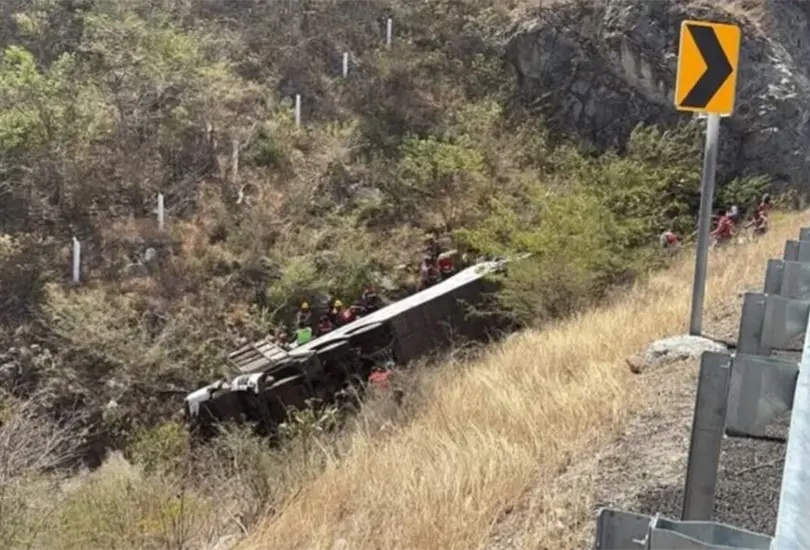 El autob&uacute;s hab&iacute;a salido de la Ciudad de M&eacute;xico rumbo a Juchit&aacute;n, Oaxaca. 