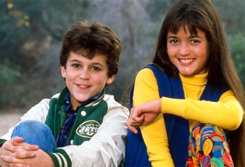 Fred Savage y Danica McKellar en Los años maravillosos Fred Savage y Danica McKellar en Los años maravillosos