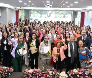 Luz Elena González Escobar destaca la brecha de género en el sector energético