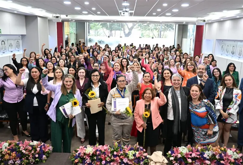 Luz Elena Gonz&aacute;lez Escobar destaca la brecha de g&eacute;nero en el sector energ&eacute;tico