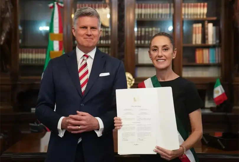 Recibe Sheinbaum cartas credenciales de 23 embajadores en M&eacute;xico. 