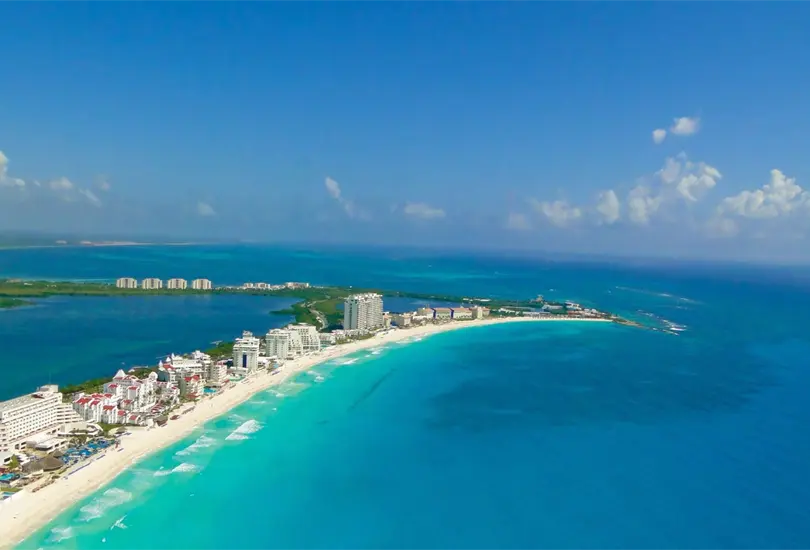 Canc&uacute;n est&aacute; disponible para los deportados