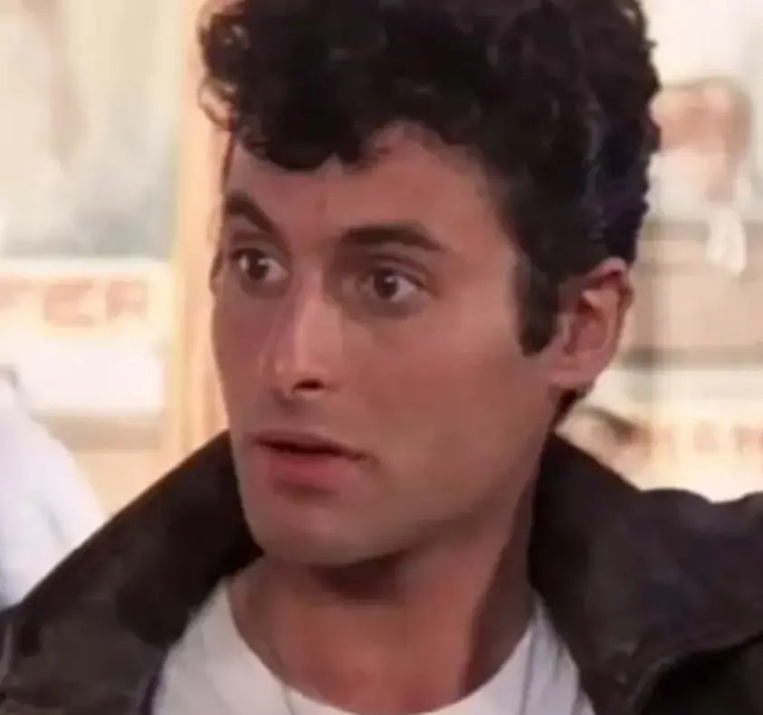 Barry Pearl interpret&oacute; a Doody