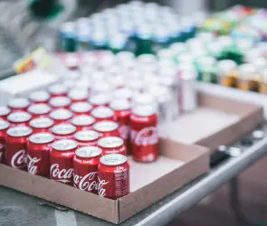 Estos son los refrescos que no contienen calorías y están avalados por Profeco