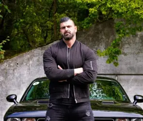 Muere actor de Netflix mientras grababa una escena en el gimnasio