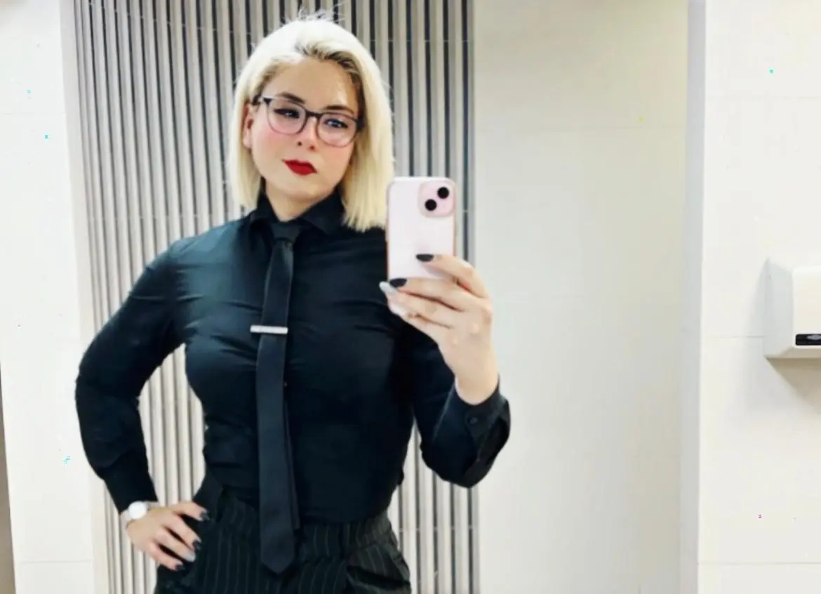 Tambi&eacute;n se ha desempe&ntilde;ado como asesora en el Congreso del Estado.<br>