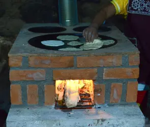 SENER lanza programa Estufas Eficientes de Leña en comunidades indígenas