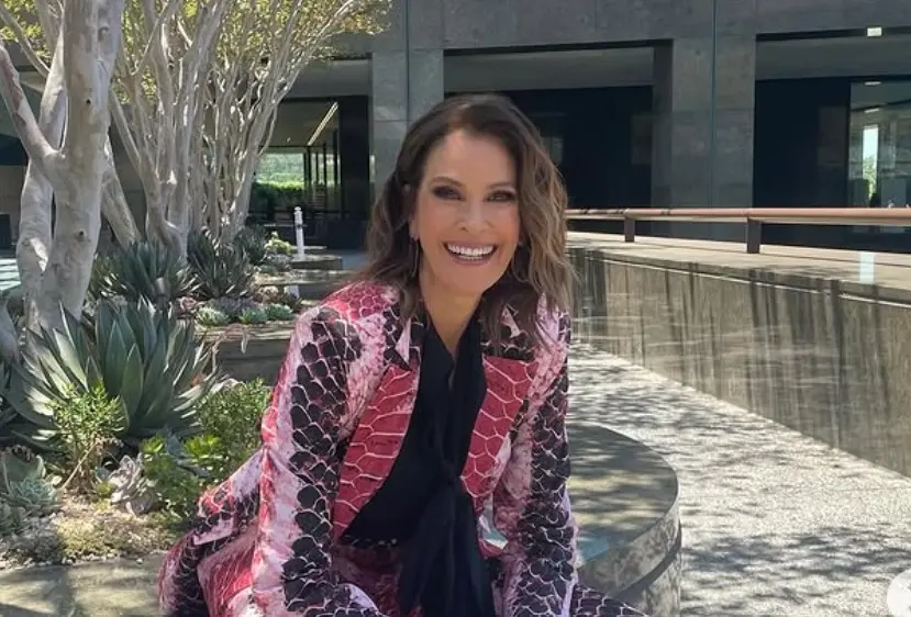 Ahora tiene 60 años, tiene una hija y se encuentra divorciada. Ha trabajado en series como 'Fantasy Island' y 'La extraña pareja'.