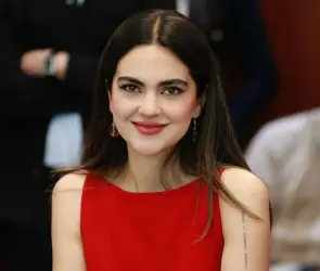 Ella es Andrea Chávez, la polémica senadora de Morena