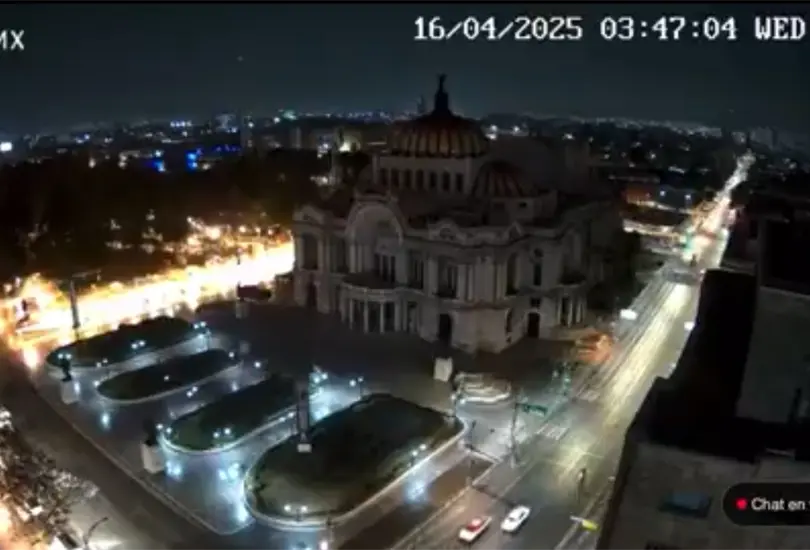 En el cielo cruz&oacute; un objeto a toda velocidad.