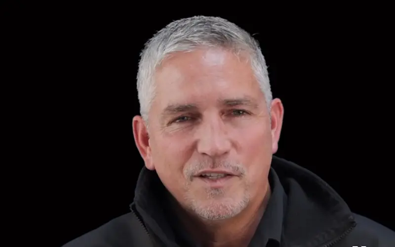 Ahora tiene 56 años, ha participado en películas como 'Sound of Freedom' y 'El infiel'.<br>