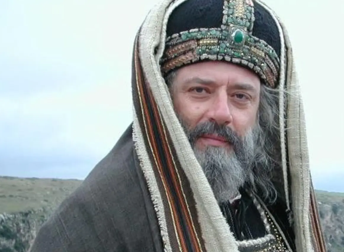 Mattia Sbragia interpretó a Caifás